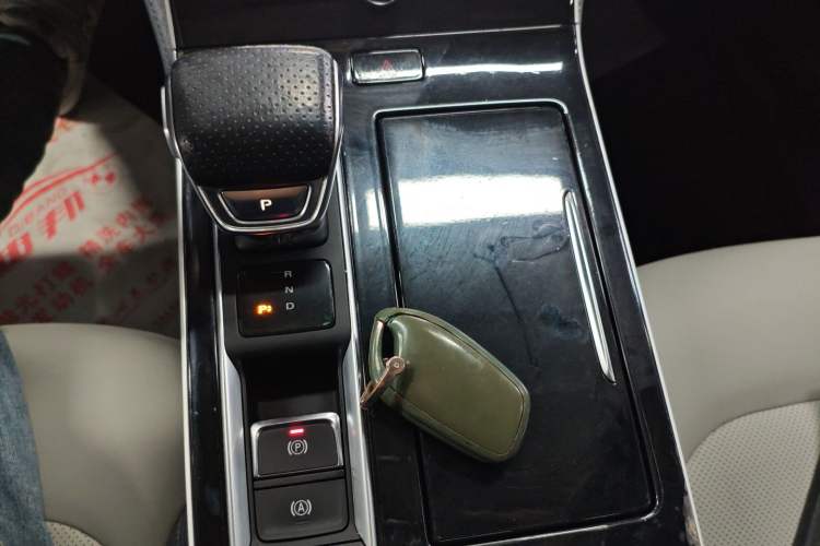 Used  ER6 2021 New Dynamic Edition 620km Smart Drive Version
