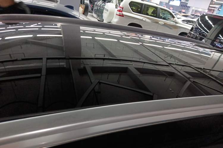 Used Mercedes-Benz GLC 2019 GLC 260 L 4MATIC Dynamic Model
