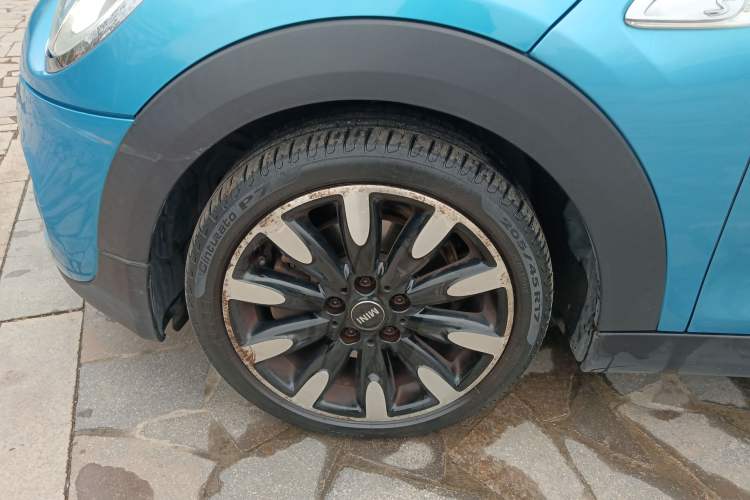 Used  MINI 2015 2.0T COOPER S Five-Door Edition
