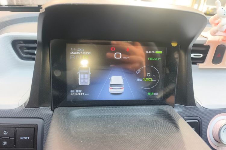 Used Wuling Hongguang MINIEV 2021 Macaron Fashion Model Lithium Iron Phosphate
