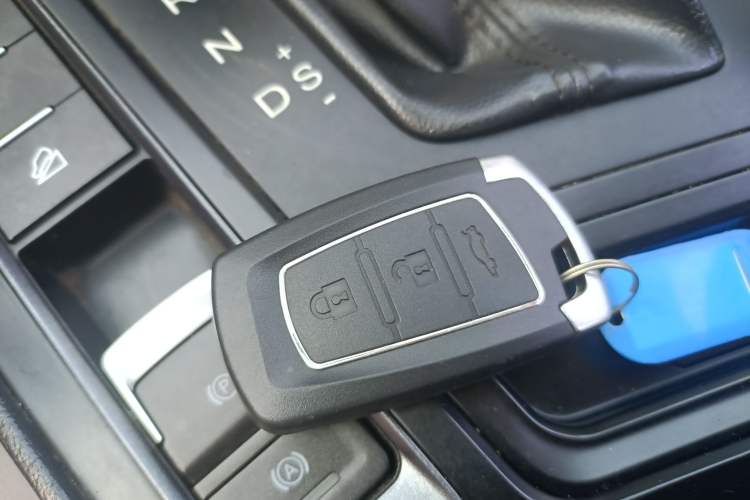 Used FORTHING T5 2020 1.5T Automatic Luxury Model China VI Standard
