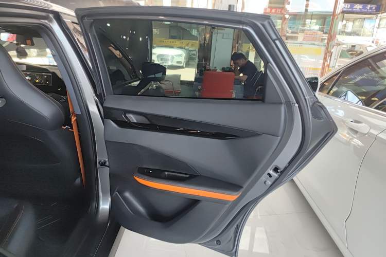 Used Changan UNI-V 2023 1.5T Prestige Model
