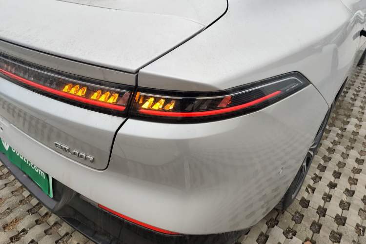 Used  eπ007 2025 Model Pure-Electric 565 All-Wheel-Drive Max Leading Edition