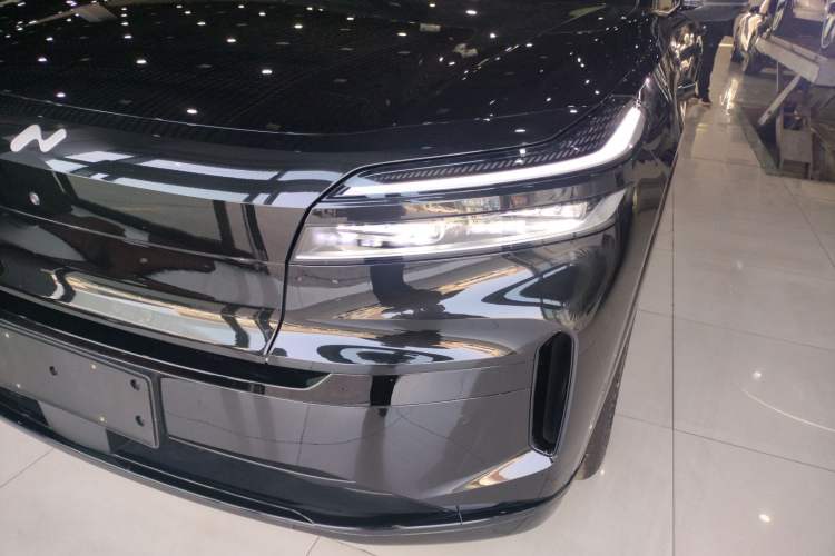 Used ONVO Luxeed L90 2025 Model—Max Six-Seater Version