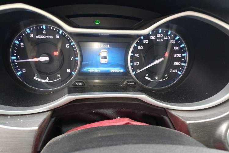 Used Geely Auto Emgrand 2017 Sedan Million Edition 1.5L Manual Luxury Model
