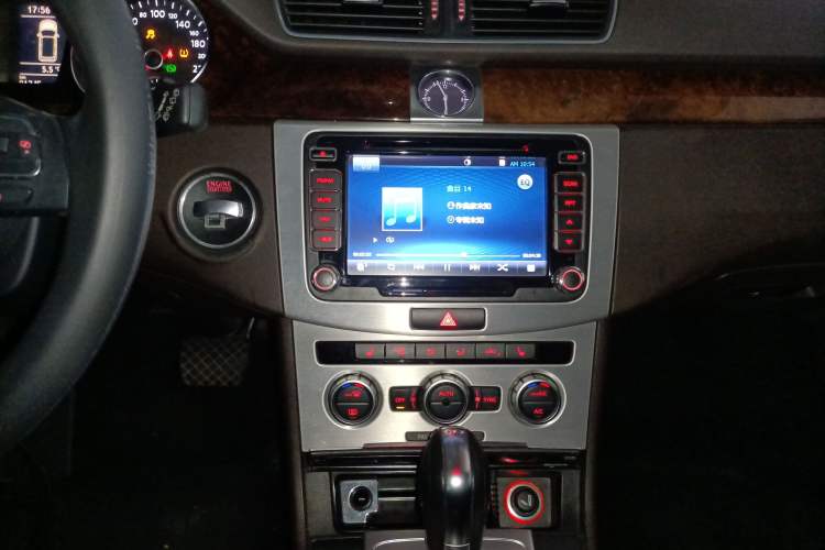 Used Volkswagen Magotan 2012 Travel Edition 2.0 TSI Comfort Version