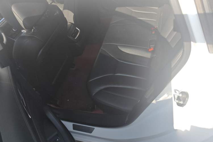 Used Hongqi H5 2020 1.8T Automatic ZhiLian QiYun Edition
