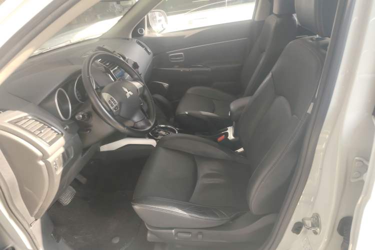 Used Mitsubishi ASX 2018 2.0L CVT Two-Wheel Drive Deluxe Edition
