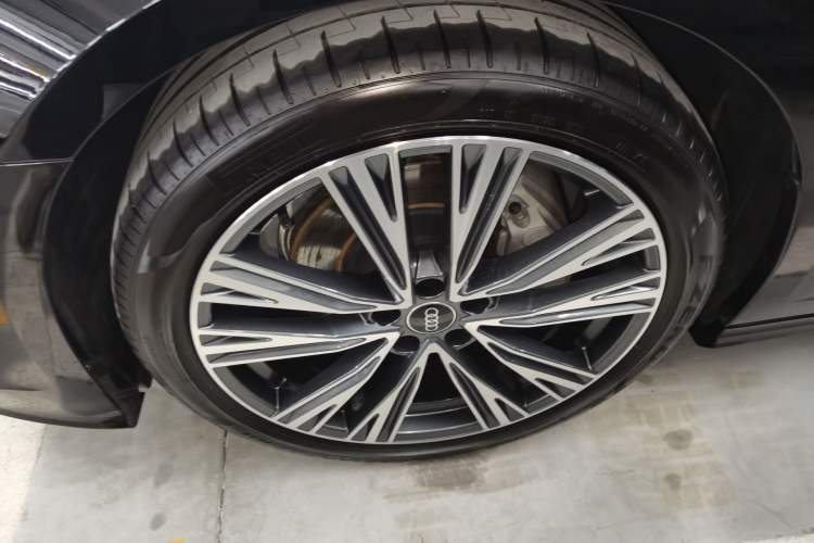 Used Audi A6L 2025 45 TFSI Prestige Dynamic Edition + Ventilated Comfort Package