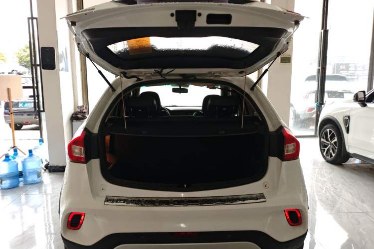 Used Geely Auto Vision X3 2017 1.5L Automatic Elite Model
