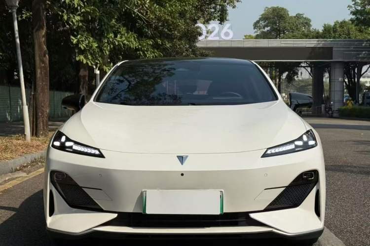 Used  SL03 2023 200Max Range-Extended Version
