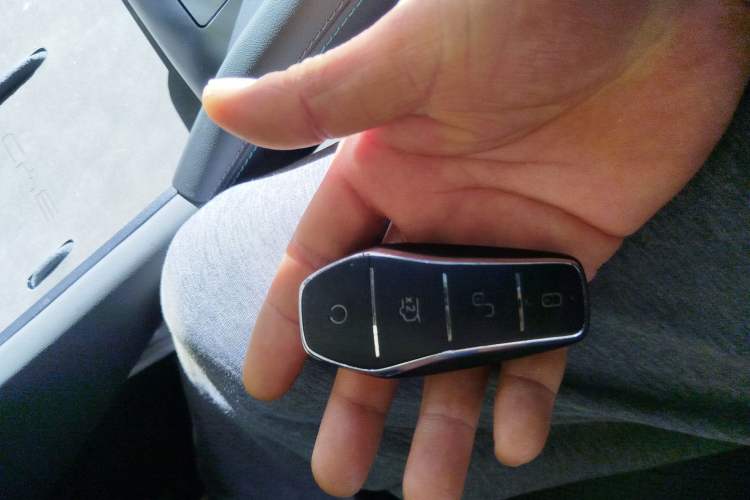 Used BYD Qin L 2024 DM-i 120KM Excellence Model