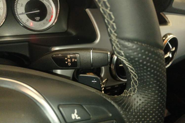 Used Mercedes-Benz GLK-Class 2013 GLK 300 4MATIC Fashion Model