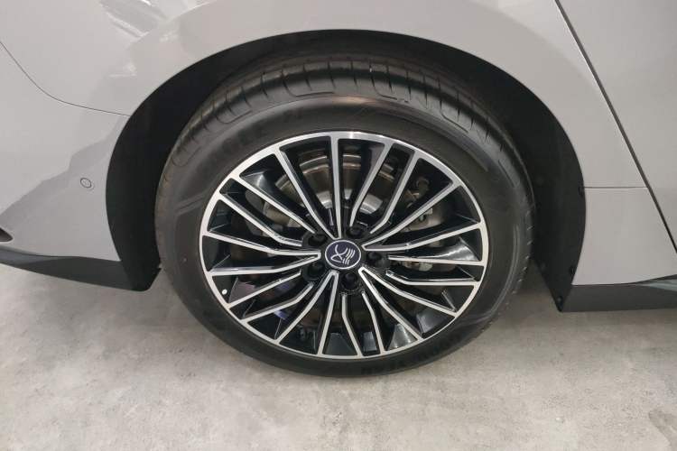 Used BYD Han 2025 DM-i 125KM LiDAR-Powered Intelligent Driving Model
