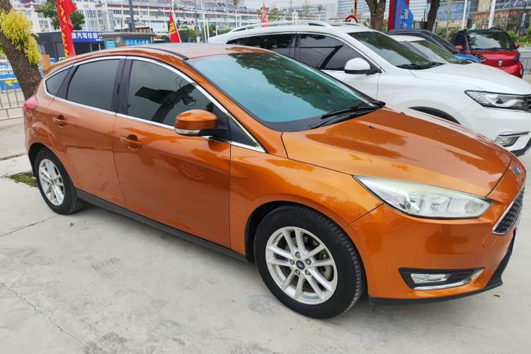 Used Ford Focus 2017 Hatchback 1.6L Automatic Fashion Edition Smart Drive Version
