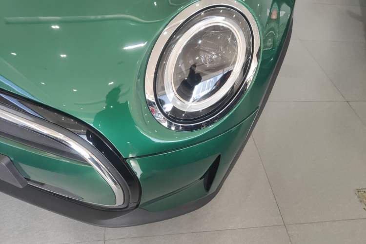 Used  MINI 2023 Updated 1.5T COOPER Artist Five-Door Edition
