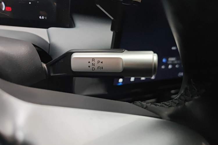 Used AION Y 2023 Younger
