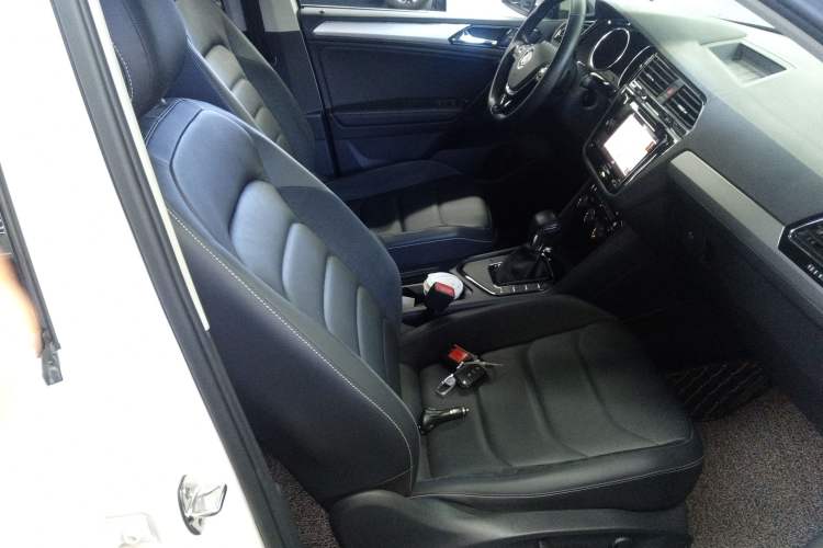 Used Volkswagen Tiguan L 2018 Revised Version 330TSI Automatic Two-Wheel Drive Comfort Edition
