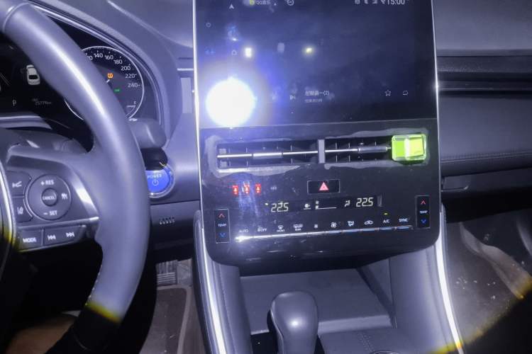 Used Toyota Avalon 2023 Dual-Engine 2.5L Luxury Edition
