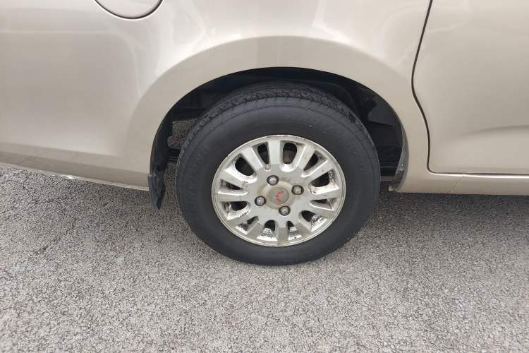 Used Wuling Rongguang V 2016 1.2L Standard Version