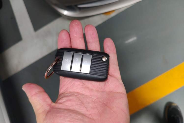 Used MG ZS 2018 1.5L Automatic Luxury Edition China V Standard
