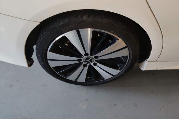 Used Mercedes-Benz CLA 2017 Facelifted CLA 200 Stylish Edition
