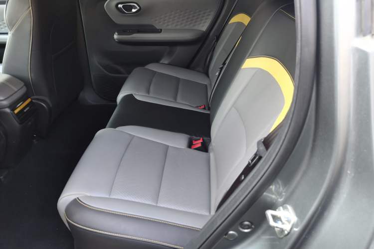 Used AION Y 2022 70 Enjoyment Edition Lithium Iron Phosphate
