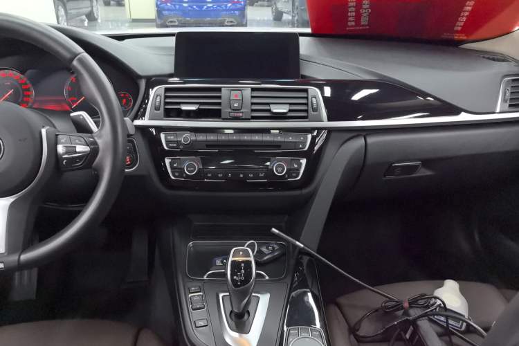 Used BMW 3 Series 2019 320Li M Sport Package
