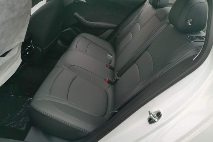 Used Roewe i5 2023 1.5L CVT Luxury Edition
