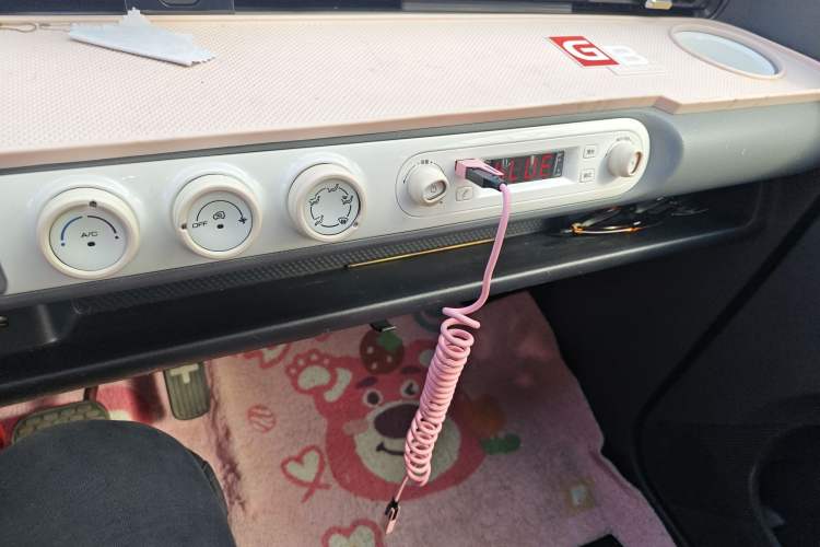 Used Wuling Hongguang MINIEV 2022 GAMEBOY 200km Gaming Edition with Lithium Iron Phosphate
