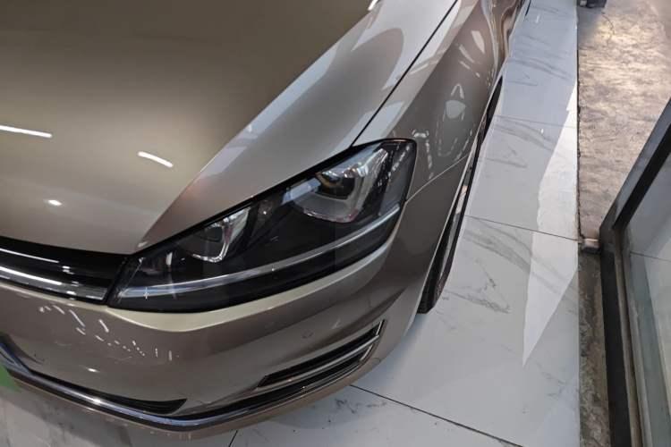 Used Volkswagen Golf 2015 1.4TSI Automatic Comfort Model
