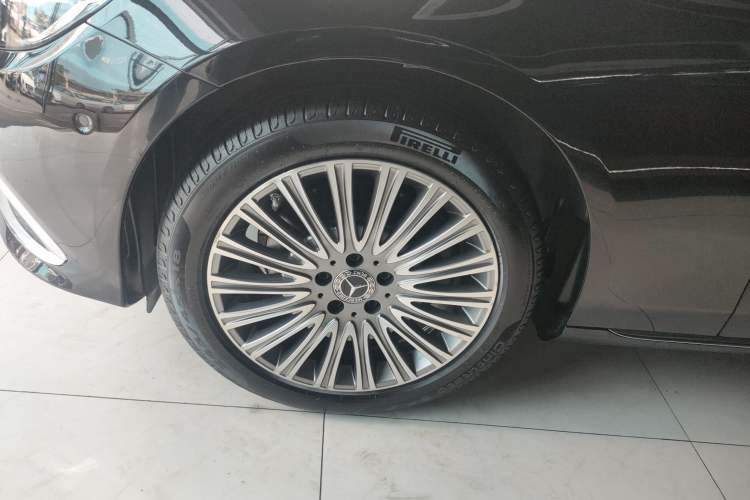 Used Mercedes-Benz E-Class 2023 Updated E 300 L Fashion Edition