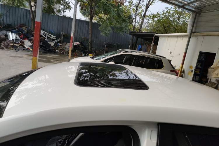 Used Roewe i5 2023 1.5L CVT Luxury Edition
