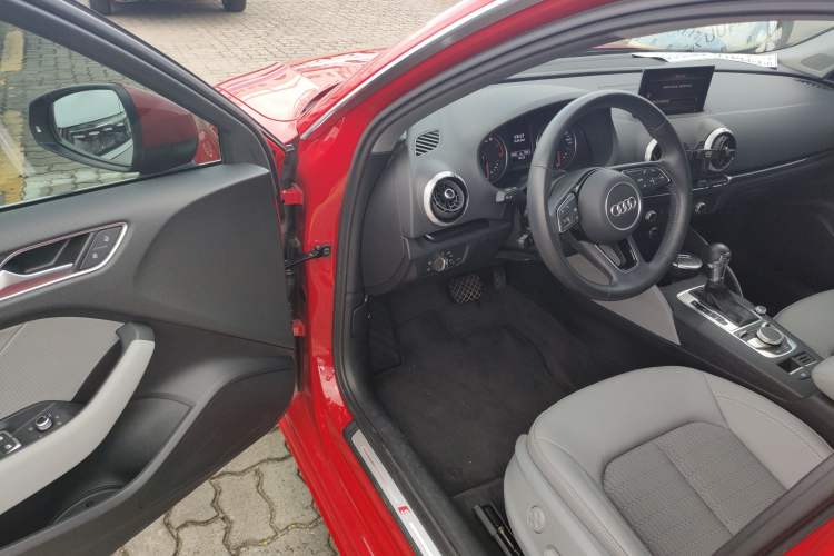 Used Audi A3 2020 Sportback 35 TFSI Fashion Edition China VI Emission Standard
