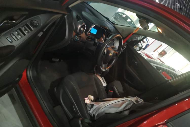 Used Chevrolet Trax 2016 1.4T Automatic Two-Wheel Drive Comfort Version with Sunroof