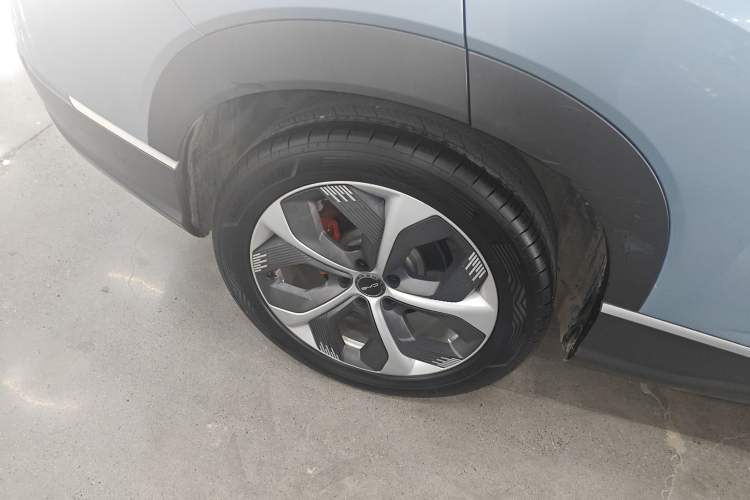 Used BYD Frigate 07 2023 DM-p 175 km Four-Wheel Drive Flagship Model
