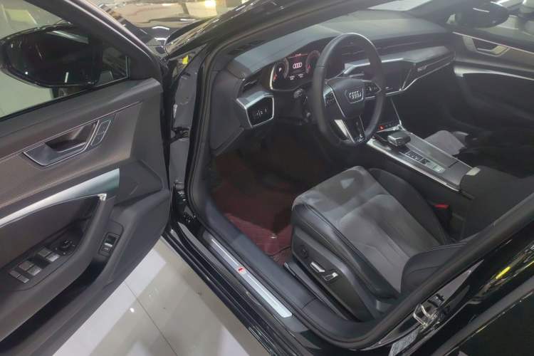 Used Audi A6L 2024 40 TFSI Luxury Dynamic Edition
