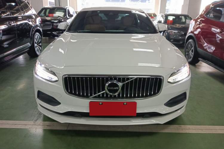 Used Volvo S90 2018 T5 Zhiyuan Edition
