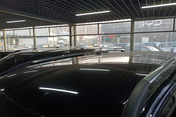 Used Mercedes-Benz V-Class 2021 V 260 Avantgarde Edition
