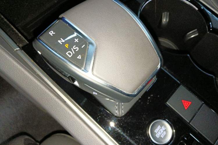 Used Volkswagen Touareg 2021 2.0 TSI Ruiyi Edition
