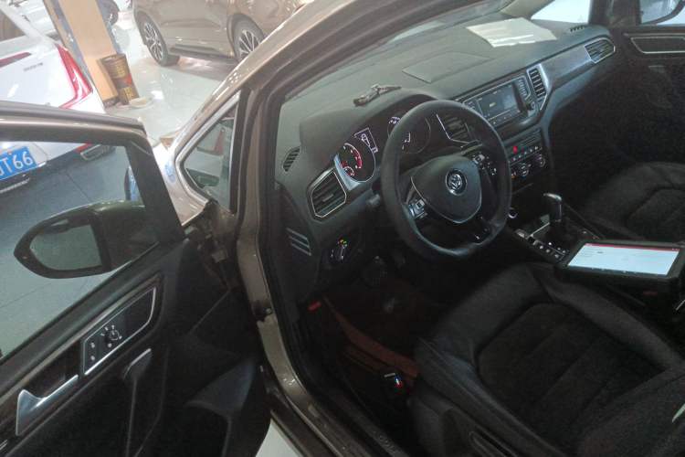 Used Volkswagen Golf Sportsvan 2016 280TSI Automatic Flagship Model