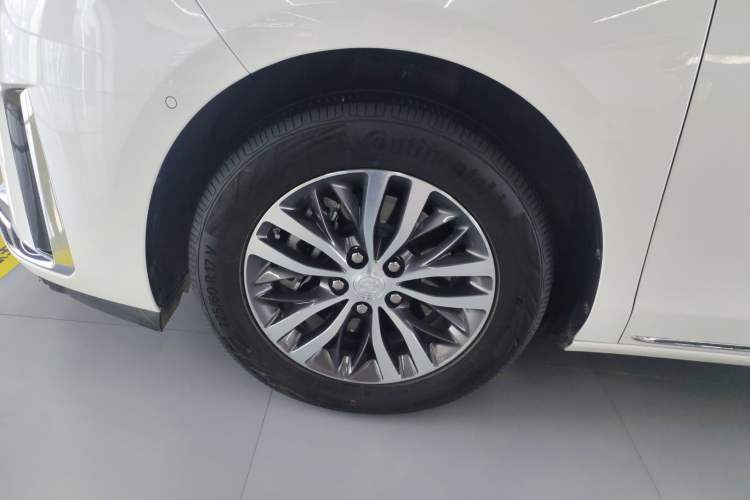 Used Buick GL8 2023 ES Lu Zun Deluxe Model
