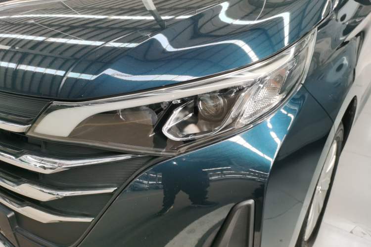 Used GAC Trumpchi M6 2019 270T Automatic Luxury Edition (7-seater) China V Standard
