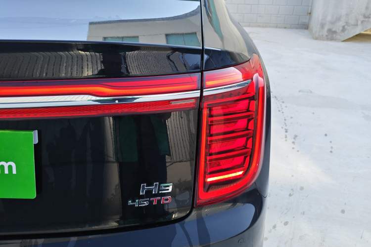 Used Hongqi H9 2023 2.0T Smart Connect Flagship Edition
