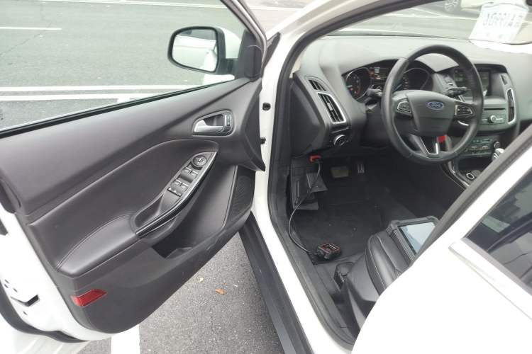 Used Ford Focus 2018 Hatchback Classic EcoBoost 180 Automatic Elite Model