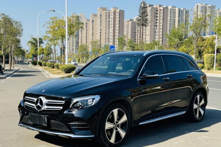 Used Mercedes-Benz GLC 2019 Refreshed GLC 300 L 4MATIC Dynamic Edition
