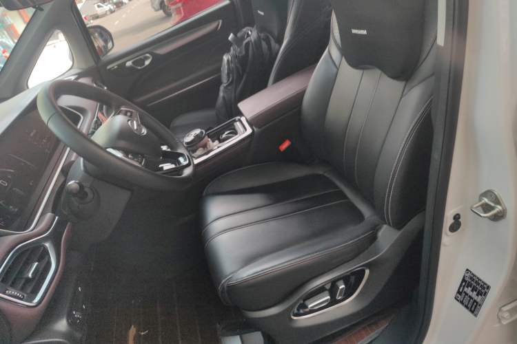 Used GAC Trumpchi M6 2023 PRO 270T DCT Luxury Edition
