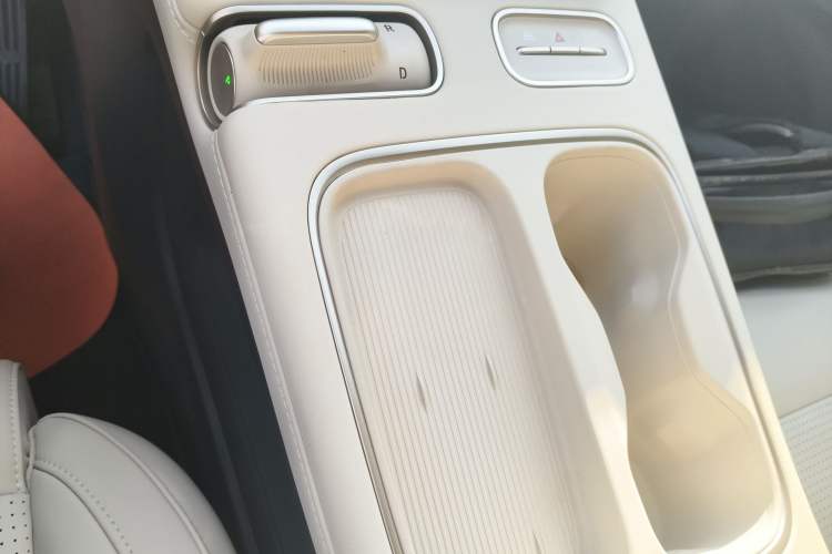 Used Nio ES6 2023 75 kWh
