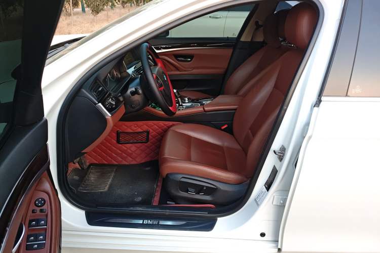 Used BMW 5 Series 2014 525Li Leading Model