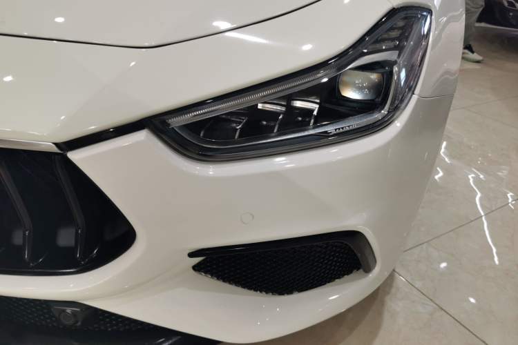 Used Maserati Ghibli 2022 3.0T Modena
